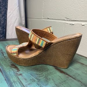 Born slip-on wedge size 7M